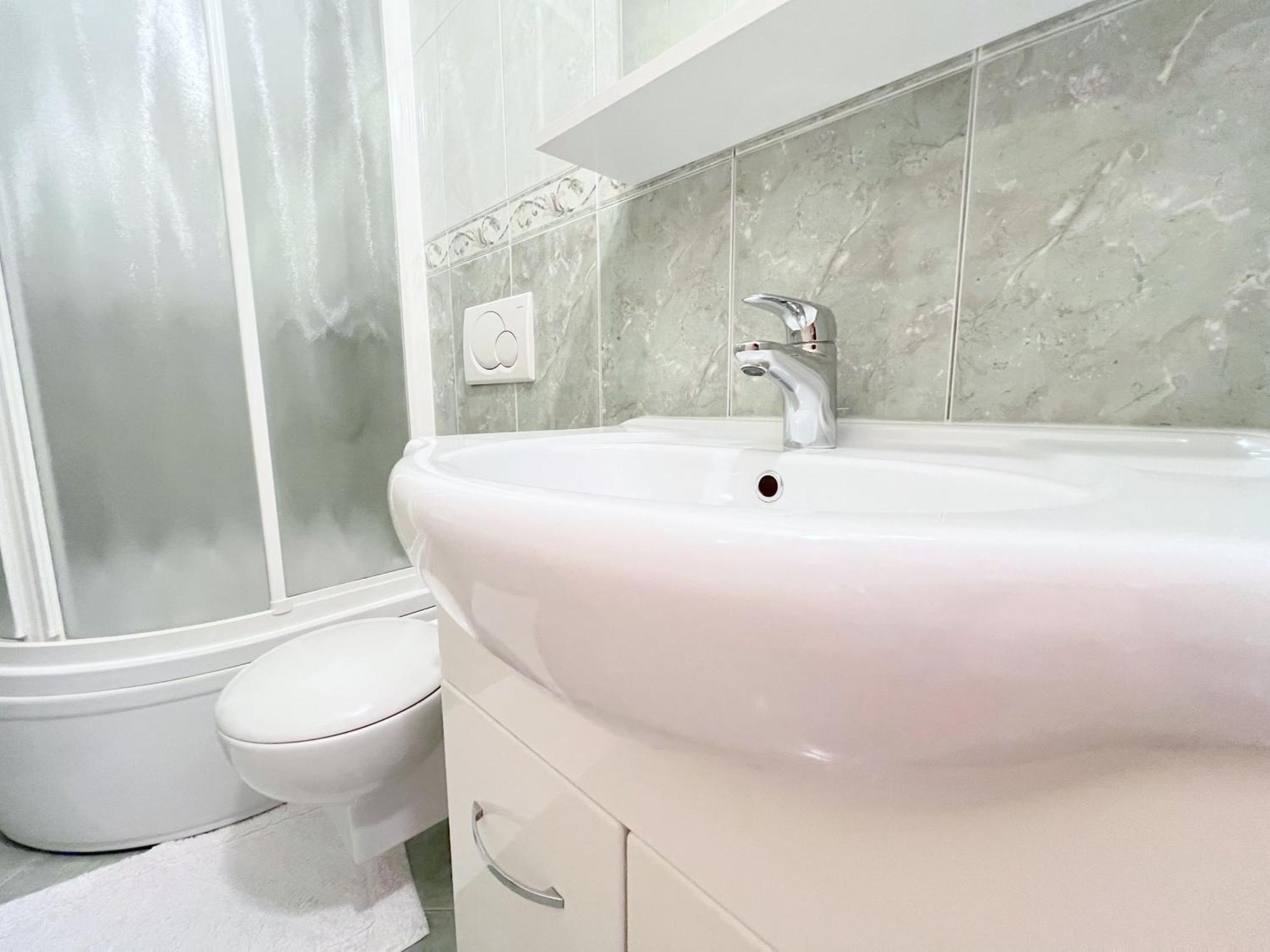 Bed & Breakfast Rab Palit エクステリア 写真