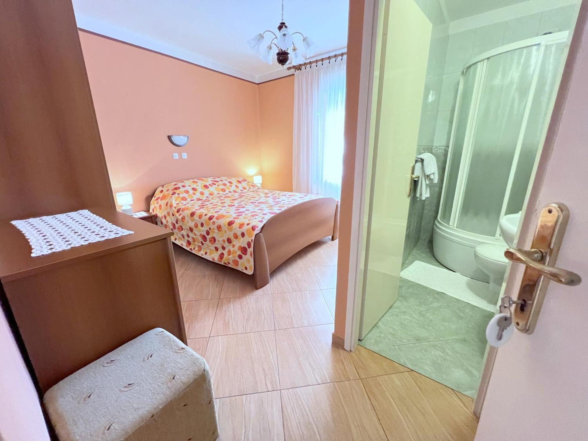 Bed & Breakfast Rab Palit エクステリア 写真