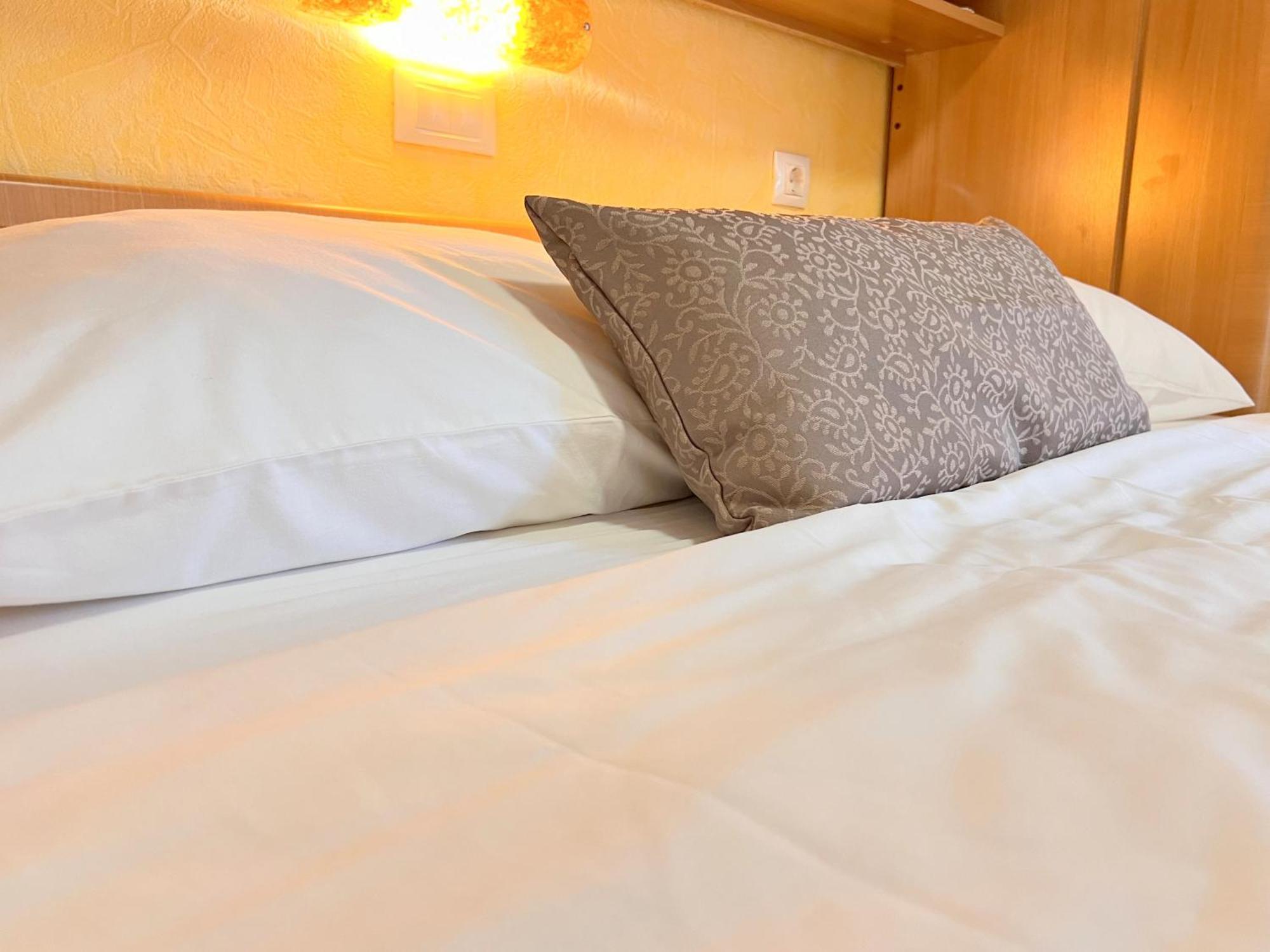 Bed & Breakfast Rab Palit エクステリア 写真