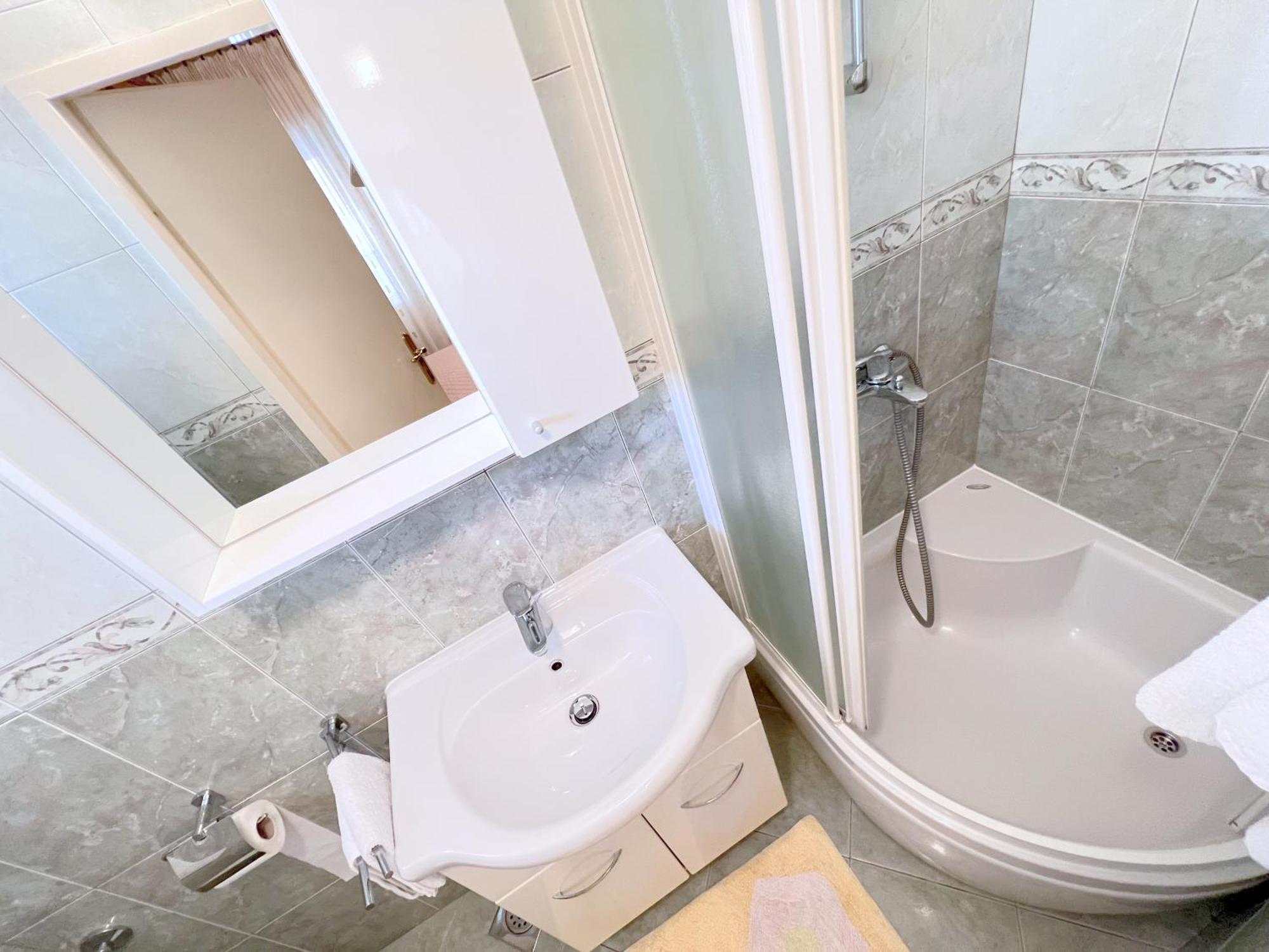 Bed & Breakfast Rab Palit エクステリア 写真