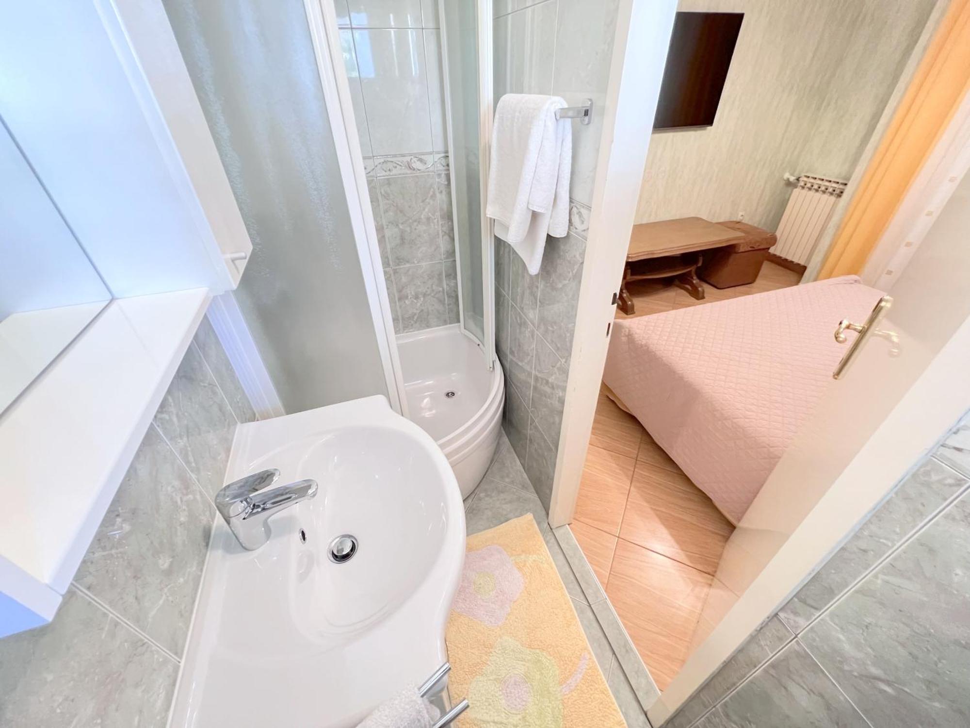 Bed & Breakfast Rab Palit エクステリア 写真